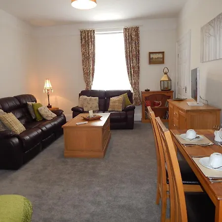 Bed & Breakfast Holiday Ensuite Rooms, For 2, For 6
