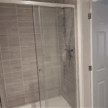 Bed & Breakfast Holiday Ensuite Rooms, For 2, For 6 3*