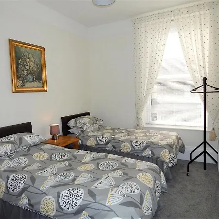 Bed & Breakfast Holiday Ensuite Rooms, For 2, For 6 Silloth