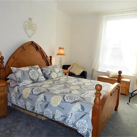 فندق مبيت وإفطار Holiday Ensuite Rooms, For 2, For 6
